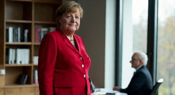 Politische Dimensionen: Ich bin Dr. Angela Merkel, Politikerin (8/10)